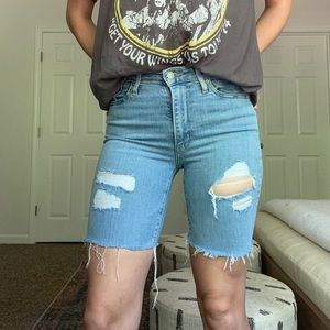 Size 26 Levi’s Cut Off Shorts